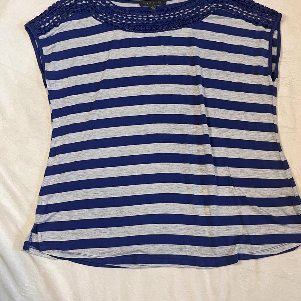 Suzy Shier Navy Blue & White Striped Top | Crochet Lace Neckline | Sleeveless T-